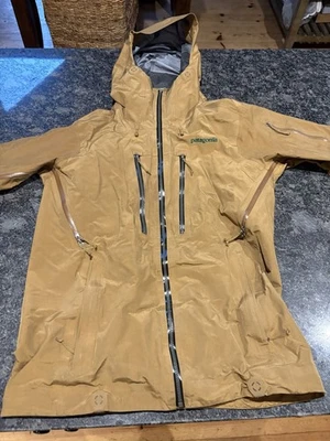Men’s Small Patagonia Gortex RECCO Shell - Image 1 of 4
