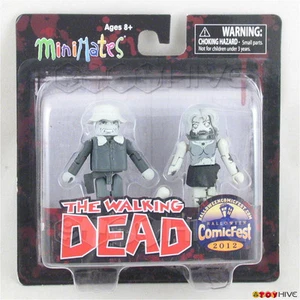 The Walking Dead Minimates Winter-Coat Dale & Female Zombie Black and White 2012 - Picture 1 of 2