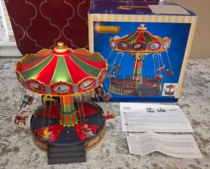 Lemax The Sky Swing #84379 Carnival Ride 2018 Mirini Suoni e Movimento - Foto 1 di 21