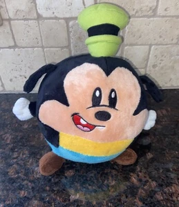 Disney Tsum Tsum Plush Goofy Laughs Vibrates Batteries Not Included 9" - Picture 1 of 6