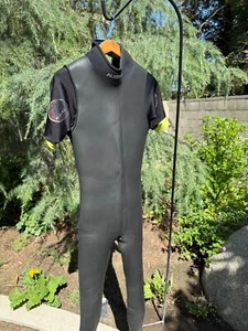 Aleeda Wetsuit Long Leg Short Sleeve 30 “ Chest 30” Hip 26” inseam - Picture 1 of 9