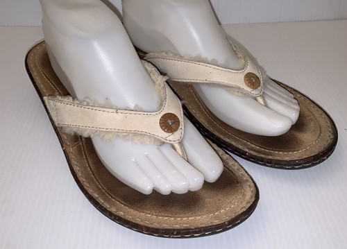 Sandali infradito UGG Australia 1791 Hamoa con bottoni in shearling avorio ~ taglia 10 5