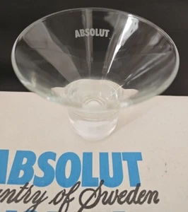 ABSOLUT VODKA WHITE BASE MARTINI COCKTAIL GLASSES X 5 READ SAS SEE - Picture 1 of 5
