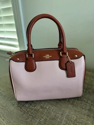 ТРЕНЕР сафьяновой кожи Bennett наплечная сумка F26153 - Дамская сумка - Изображение 1 из 4