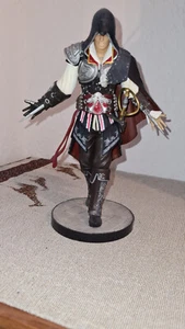Assassins Creed II - Ezio Auditore Figur / Statue ( Black Edition ) - Bild 1 von 3