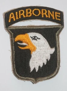 SUPERB WWII PATTERN 101ST AIRBORNE PATCH WHITE TONGUE OD BORDER GREENBACK COPY - Picture 1 of 2