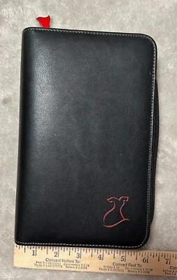 Planificador organizador de día de vestido rojo con cremallera Foto 1 de 4