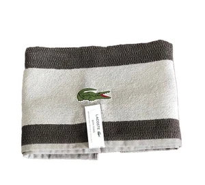 LACOSTE Badetuch 100% Baumwolle 30”x52” Neu - Bild 1 von 6