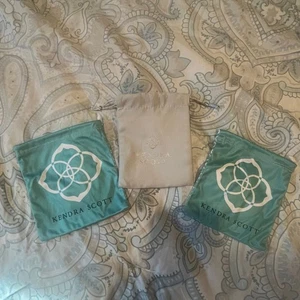Kendra Scott Dust bags jewelry necklace fabric bags 2 Teal Turqouise 1 White x3 - Picture 1 of 1