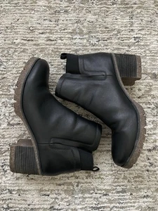 KORK-EASE Womens Black Leather Ankle Heel Chelsea Boots Size 11 M - Picture 1 of 10