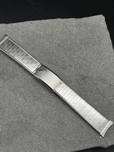 NOS NEU 19MM CURVED LUG VINTAGE 1960s ARMBAND BRACELET AGON FLORENTINE FINISH - Picture 1 of 12