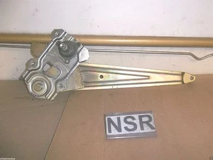 TOYOTA YARIS 1999-2003 NEARSIDE PASSENGER REAR MANUAL WINDOW REGULATOR - Picture 1 of 6