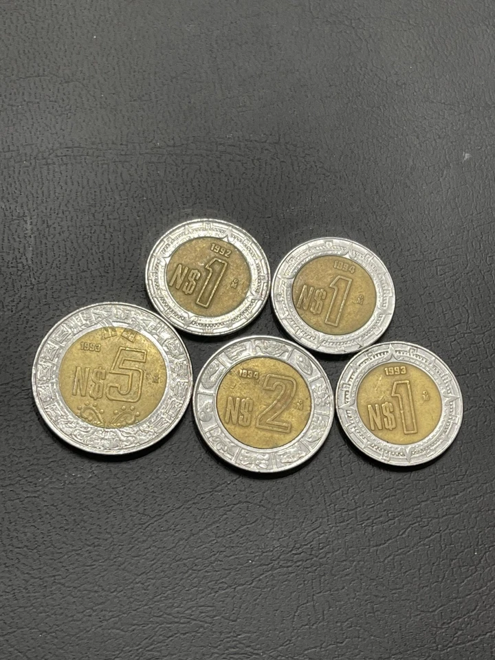 Lote de 5 monedas bimetálicas de 1,2 y 5 pesos de méxico Foto 1 de 2
