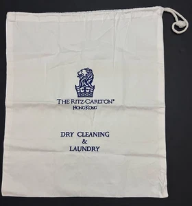 Vintage The Ritz Carlton chemische Reinigung & Wäschesack Stickerei 19” x 23” XL neu - Bild 1 von 4
