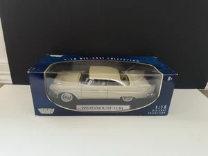 MotorMax 1958 Plymouth Fury 1:18 Scale Diecast Car Timeless Legends Series Gold - Picture 1 of 2