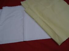 blanc ,jaune ,3m,40   tissus piqués vintage neufs =vétements poupées  poupons 