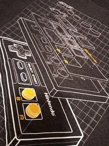 Men's Black Nintendo Varsity Short-Sleeve Tee T-Shirt/Charcoal Gray/ Size Medium - Picture 1 of 15