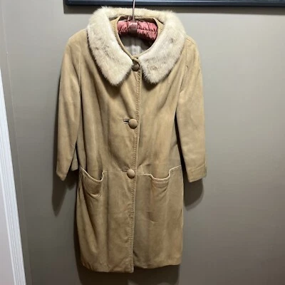 Abrigo/chaqueta vintage años 60’s gamuza bronceada para mujer con cuello de piel y abertura lateral talla 10 Foto 1 de 4