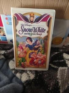Snow White And The Seven Dwarves Walt Disneys Masterpiece Used VHS - Picture 1 of 3