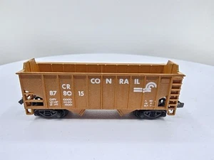 Model Power? N Scale Conrail 2 Bay Open Hopper Car CR 878015 Trains - Picture 1 of 6