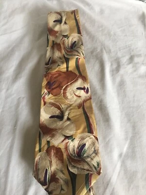 Corbata Pierre Cardin Dorada Blanca Moderna 100% Seda Hecha en EE. UU. Foto 1 de 4