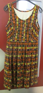 Damen Trachten Kleid Dirndl gemustert Gr. 42/44 - Picture 1 of 2