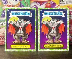 Gpk 2022 Bookworms Wingy Winthrope/Revelado Vlad Booger Verde #25a/b - Imagen 1 de 2