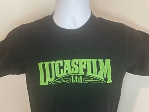 Disney Mitarbeiter exklusives Lucasfilm T-Shirt Größe Small Yoda schwarz Star Wars - Bild 1 von 9