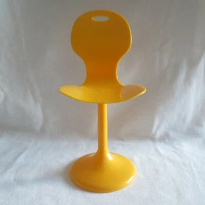 NEW! 2019 Barbie & Chelsea Dolls Gelato Cafe Ice Cream Shop Yellow Chair - Picture 1 of 4