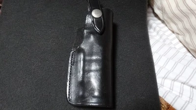 BIANCHI BLACK LEATHER HOLSTER - MODEL #2 rh SMITH & WESS0N 39 & 59 SERIES AUTO - Image 1 of 3