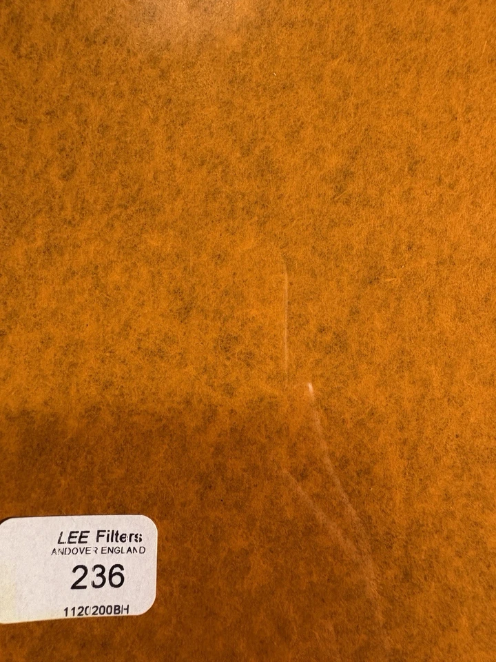 Lee Filters 236 HMI to Tungsten Lighting Gel Sheet - Image 1 of 1