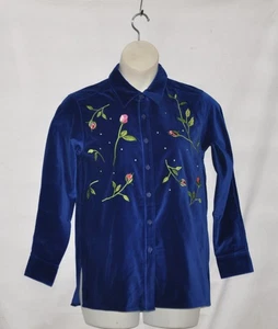 Quacker Factory Langstiel Rosen Samt Hemd mit Knopfüberzügen Gr. S royalblau - Bild 1 von 4