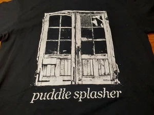 T-Shirt Puddle Splasher schwarz Mädchen im Fenster Größe Large Band Musik selten Unikat - Bild 1 von 2