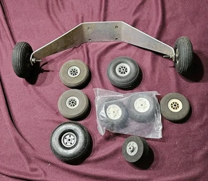 LOT OF R/C MODEL AIRPLANE SPORT WHEELS / LANDING GEAR RUBBER & FOAM - Picture 1 of 17