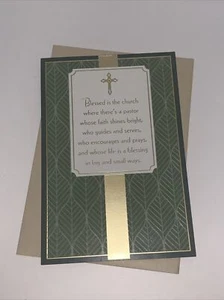 Tarjeta de agradecimiento Hallmark DaySpring Pastor: Entre ustedes como uno que sirve a Lucas 22:25 - Imagen 1 de 7
