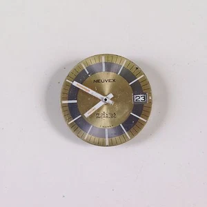 VINTAGE 17 JEWEL NEUVEX DATE MOVEMENT & DIAL - Bild 1 von 3