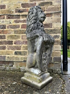 Weathered Lion With Sheid Ornament Garden Statue Lion garden ornament - Picture 1 of 10