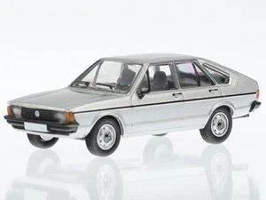 VW Passat B1 5-door 1977 silver model car 251 Premium ClassiXXs 1:87 - Picture 1 of 4