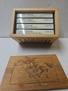 Louis L' Amour Cassettes And Wooden Box - Foto 1 di 3