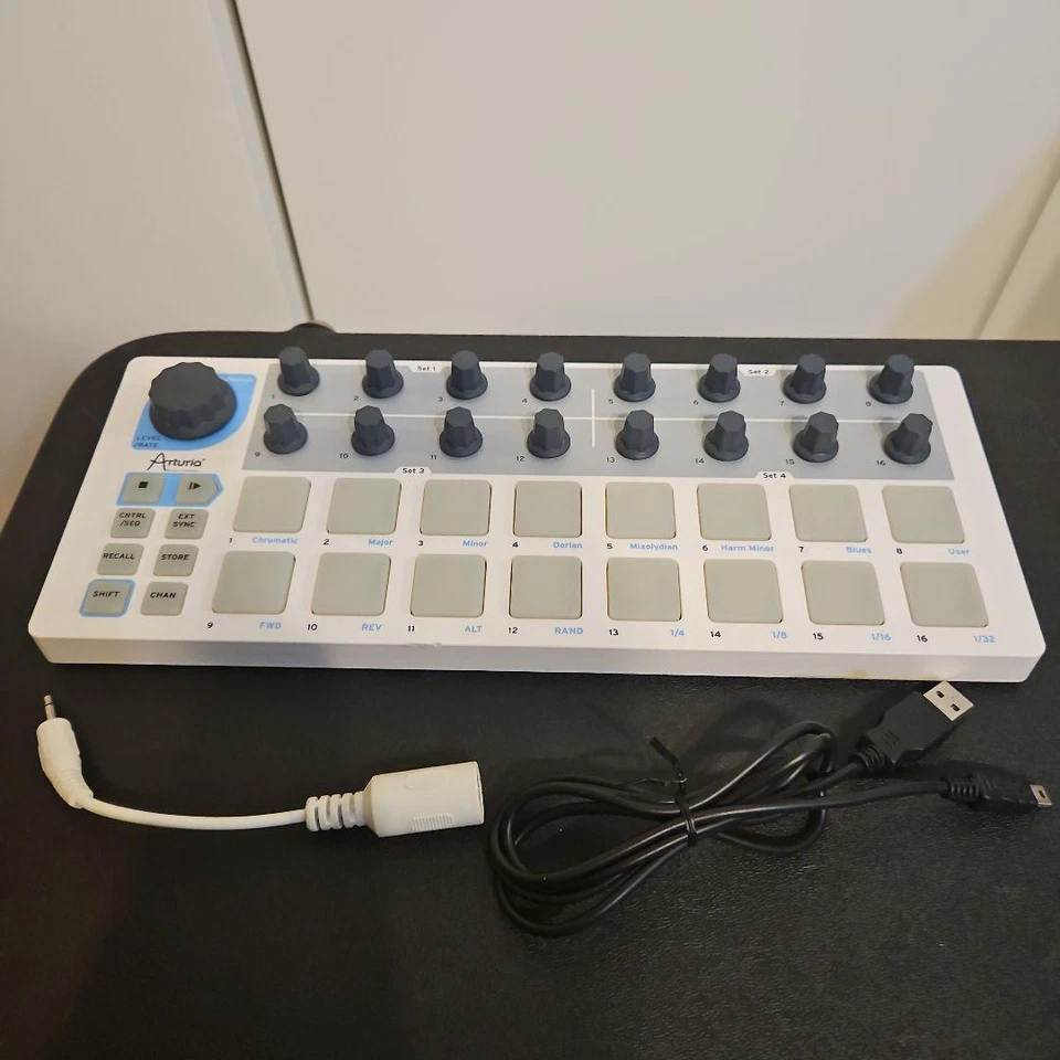 Arturia BeatStep 16Pasos Secuenciador Analógico Midi USB DJ Grabación Pad Controlador JP Foto 1 de 4