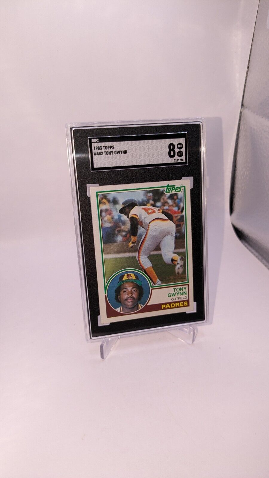 Tony Gwynn San Diego Padres 1983 Rookie Topps Baseball Card #482 SGC 8