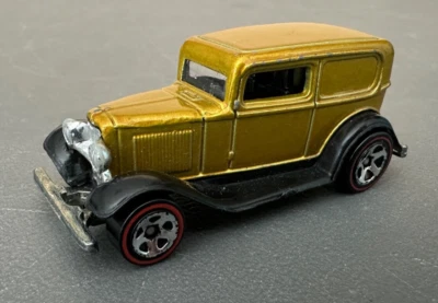 Hot Wheels Redline 1932 Ford Delivery 1988 Malaysia - Image 1 of 4