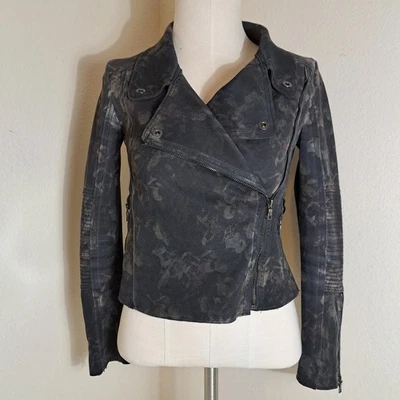 Jaqueta Anthropologie Marrakech Feminina Tamanho XS Verde Camuflagem Moto Zíper Grunge Rock - Imagem 1 de 4