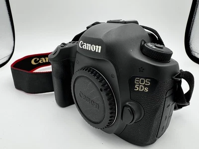 Canon EOS 5DS 50.6MP Digital SLR Camera - Black (Body Only) Perfect Condition - Image 1 of 4