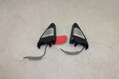 Infiniti Q50 2014-2023 moldura de esquina de puerta con juego de altavoces OEM MK100 Foto 1 de 4