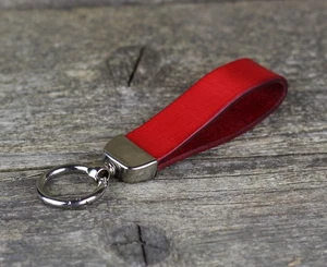 Llavero rojo, llavero de cuero, llavero de mujer, llavero de hombre. - Imagen 1 de 7