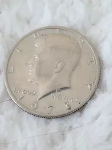Kennedy Half Dollar 1973 ERRO COIN. Rare, no mint mark - Picture 1 of 2