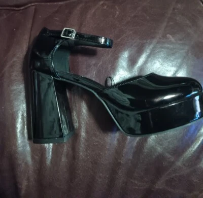 Ankle strap platform heel Mary Jane sandals size 10 chunky heel  - Image 1 of 4