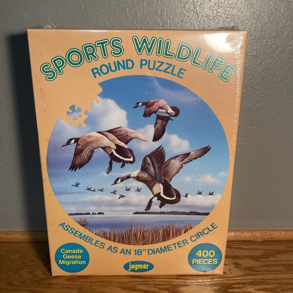 Jaymar 400 PC Sports Wildlife 18" Round Puzzle Canada Geese Migration New Sealed - Image 1 of 1