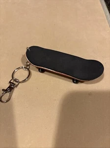 Skateboard Keychain Wooden With Wheels And Silver Chain - Picture 1 of 7